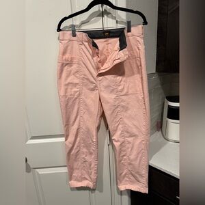 Lee Women’s Pink Cropped Pants